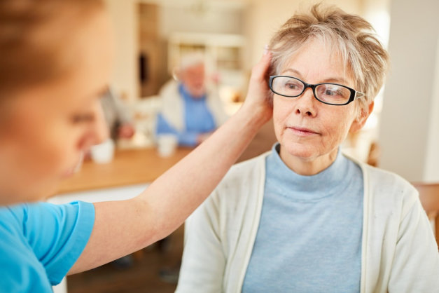 Helping Seniors Deal with Isolation and Depression